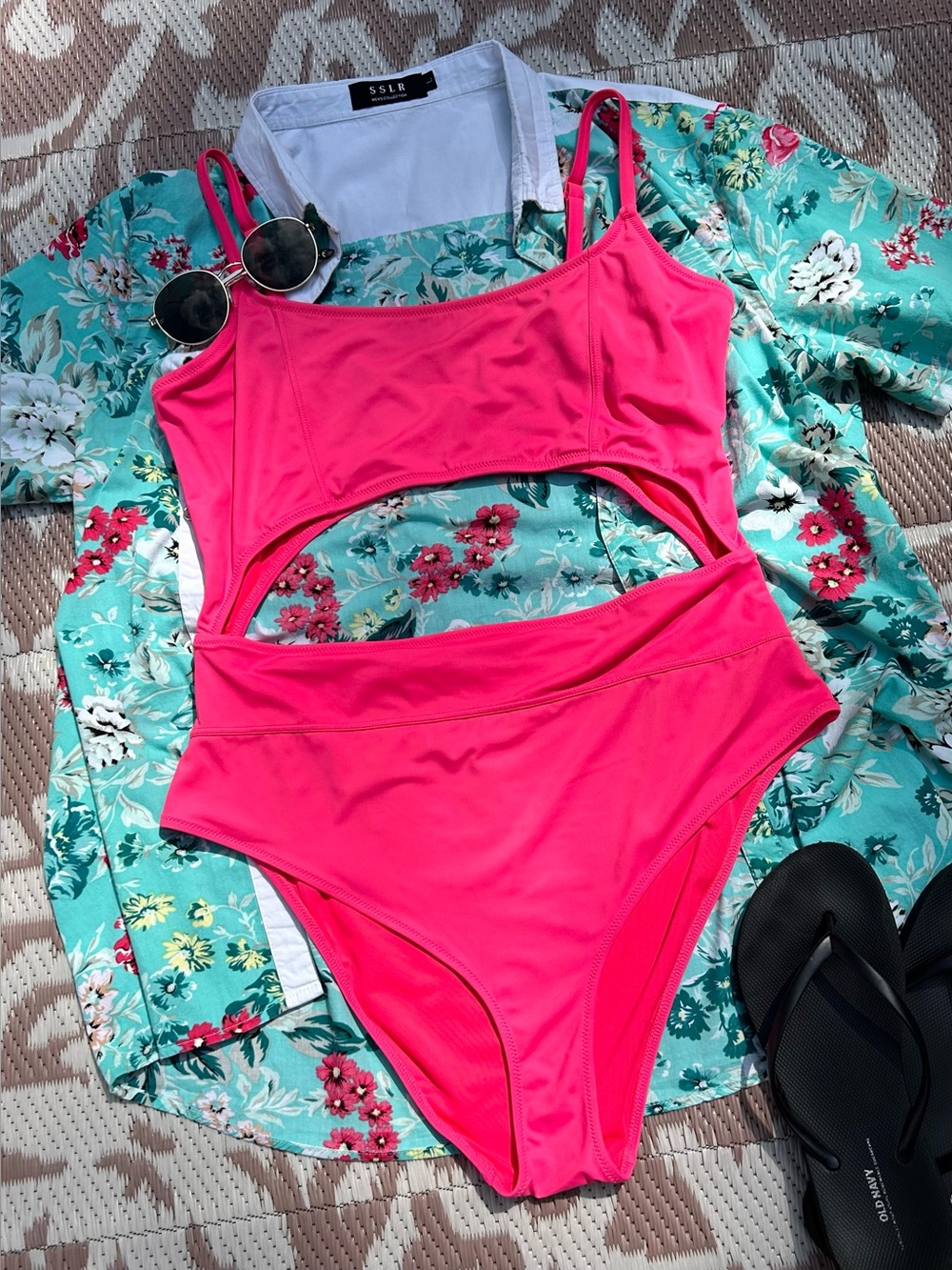 Aerie Seamed Cut Out One Piece Cheeky Swimsuit Bathing Suit Pink | Size XL